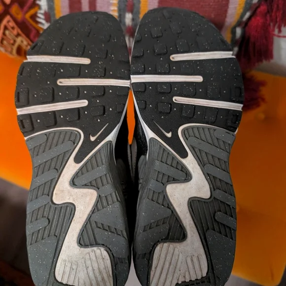 Nike Air Max Excee Size 7.5 - Picture 5 of 5